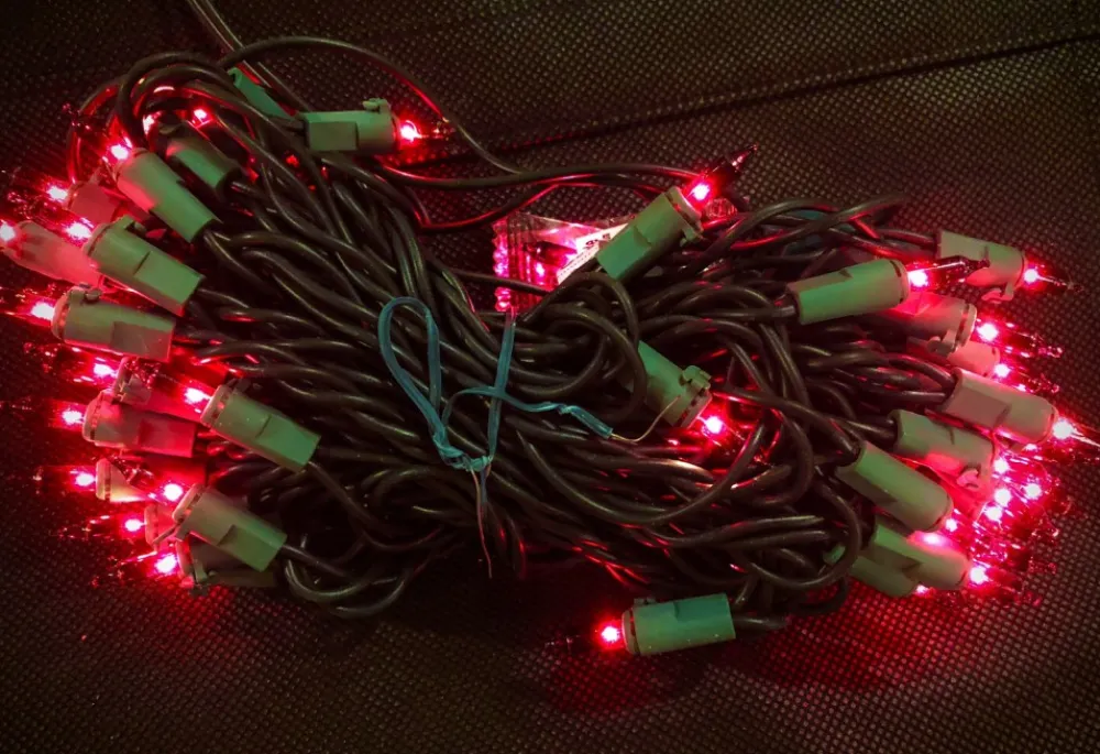 red_incandescent__light_set_0.webp Best Sale A Christmas Red Incandescent 100 Light Set
